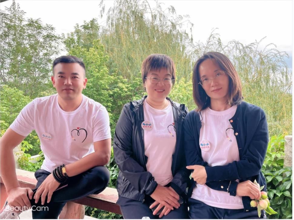 拍照留念